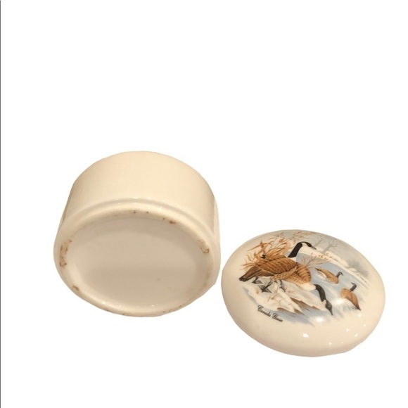 Vintage Canadian Geese Trinket Box - Picture 3 of 4